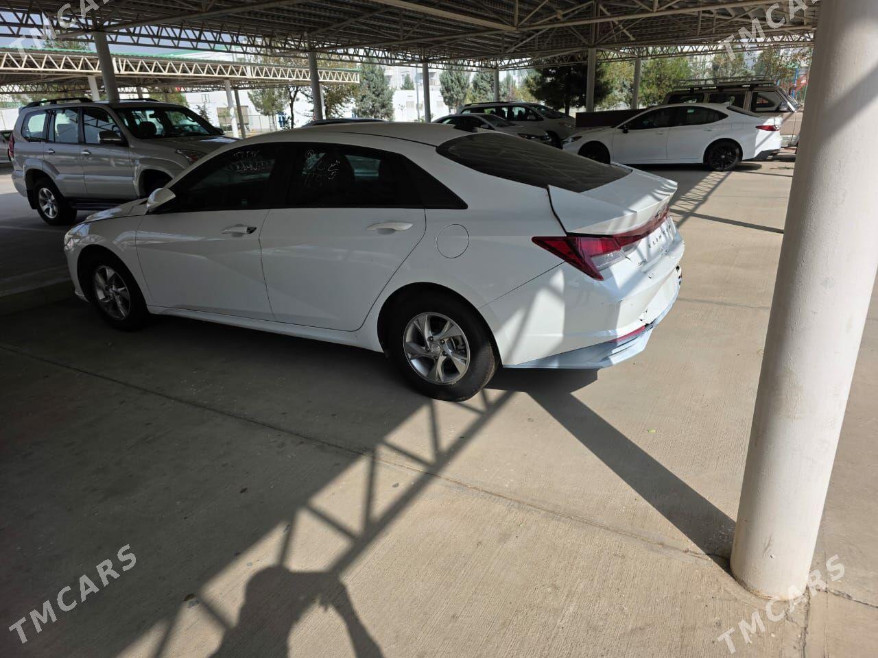 Hyundai Elantra 2021 - 230 000 TMT - Aşgabat - img 8