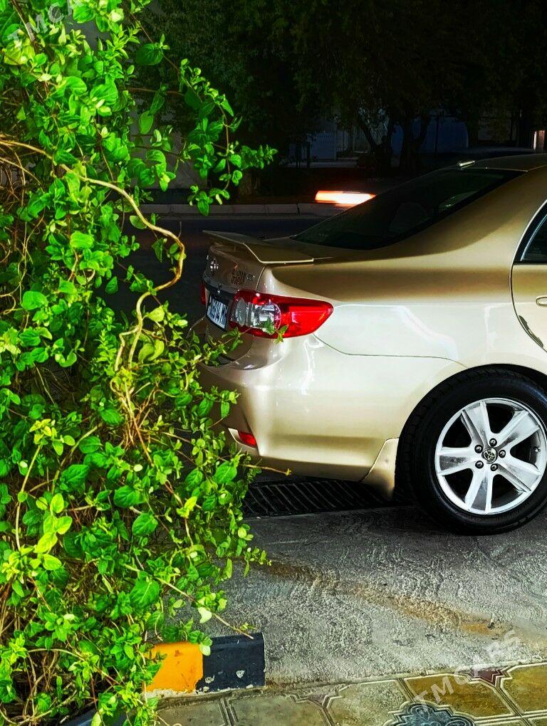 Toyota Corolla 2011 - 165 000 TMT - Мары - img 4