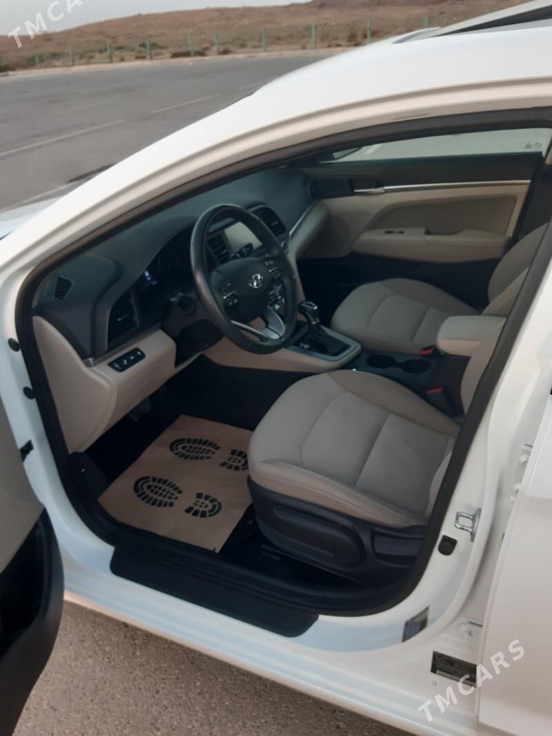 Hyundai Elantra 2020 - 236 000 TMT - Ашхабад - img 9