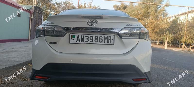 Toyota Corolla 2016 - 250 000 TMT - Мары - img 4
