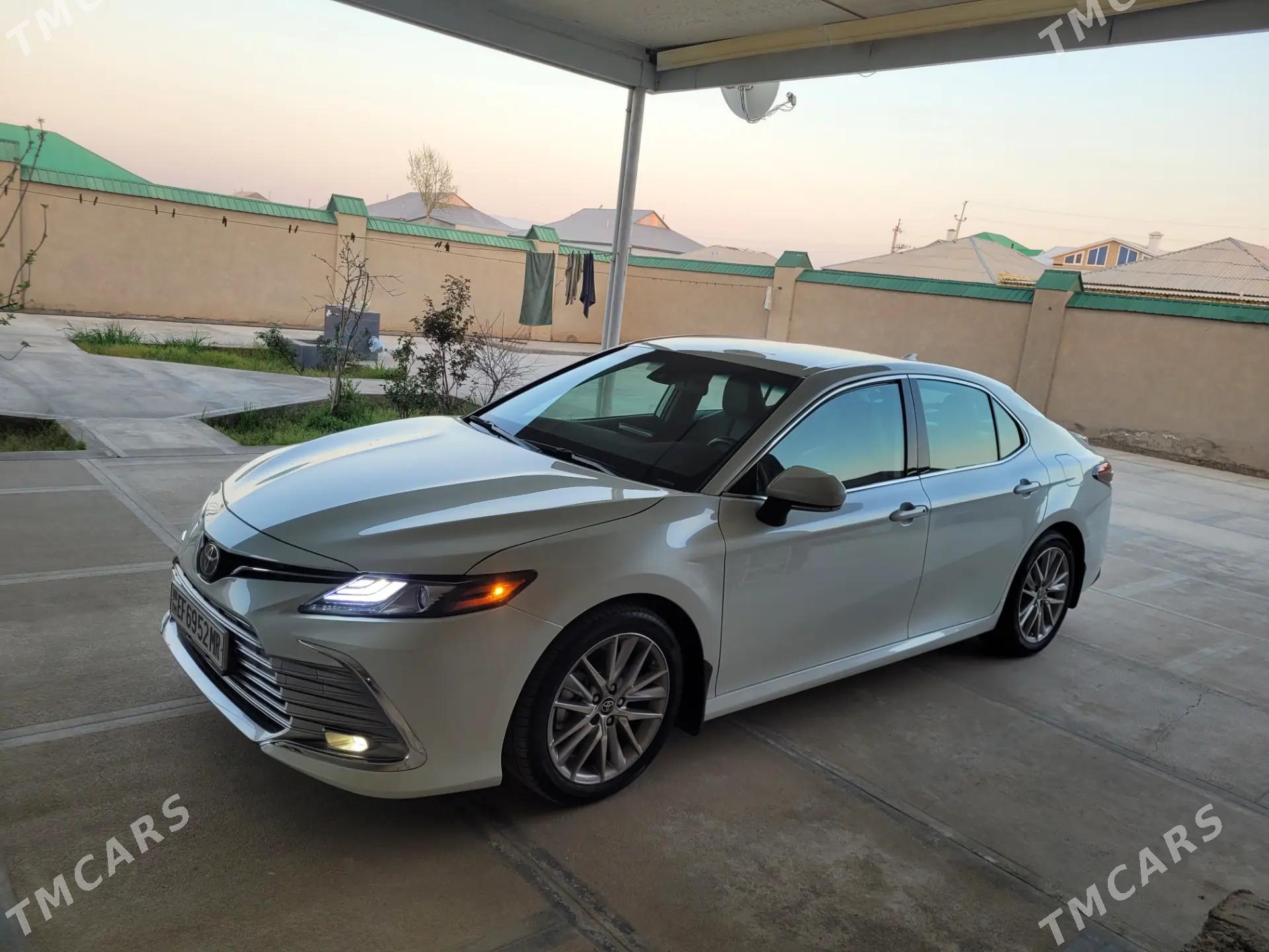 Toyota Camry 2021 - 375 000 TMT - Мары - img 1