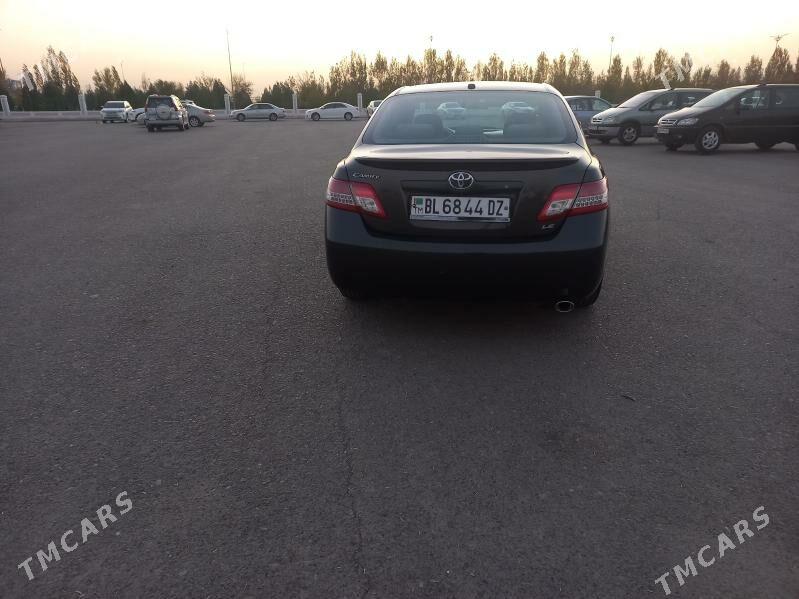 Toyota Camry 2011 - 180 000 TMT - Дашогуз - img 7