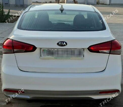Kia Forte 2018 - 185 000 TMT - Туркменабат - img 4