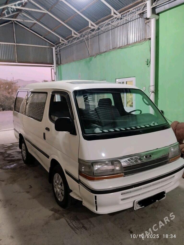 Toyota Hiace 1990 - 60 000 TMT - Мары - img 3