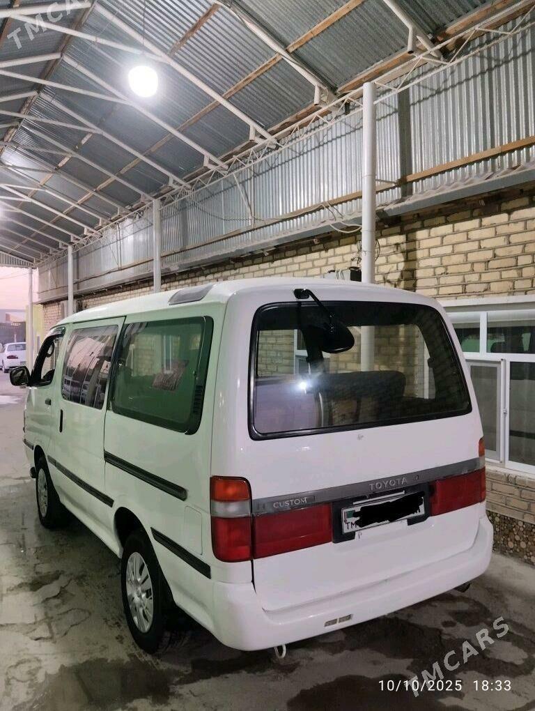 Toyota Hiace 1990 - 60 000 TMT - Мары - img 4