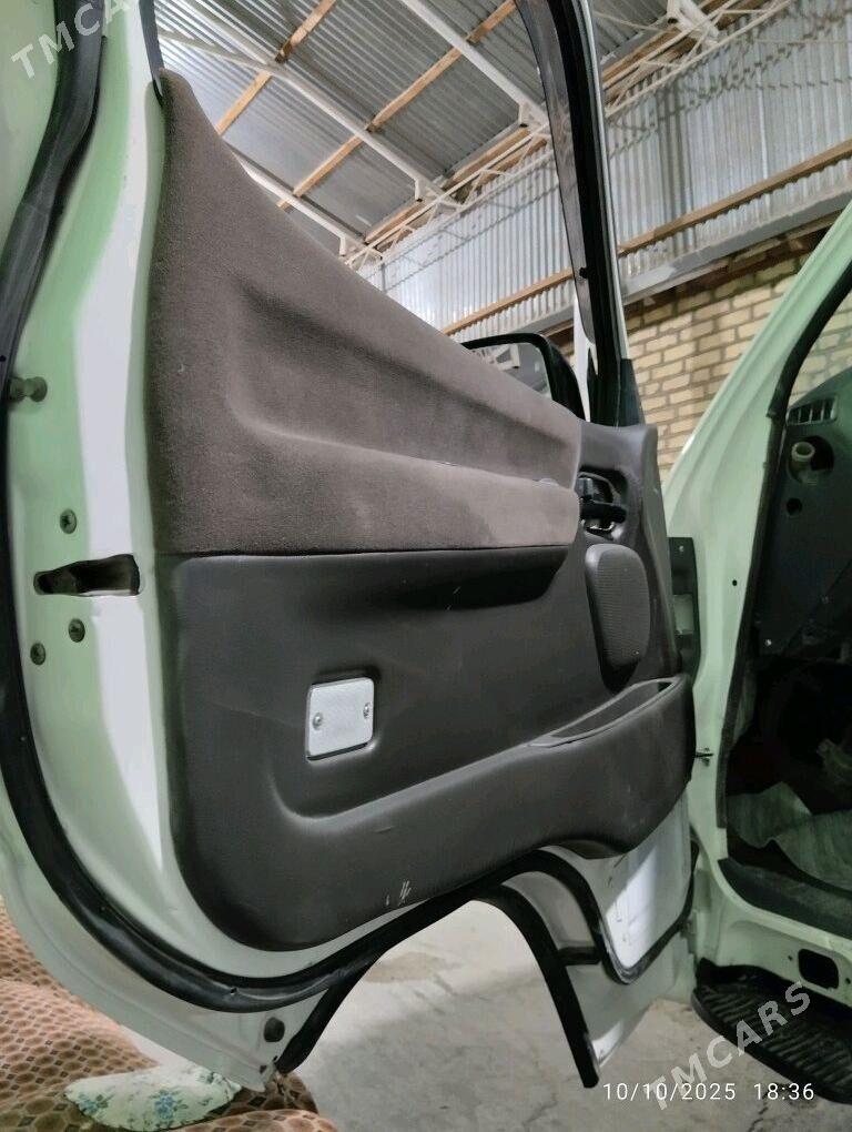 Toyota Hiace 1990 - 60 000 TMT - Мары - img 5