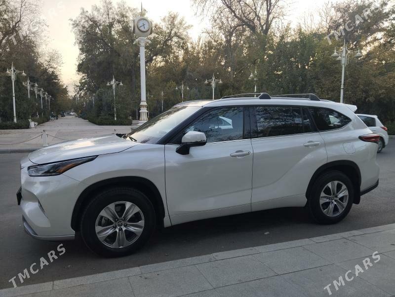 Toyota Highlander 2021 - 635 000 TMT - Ашхабад - img 2