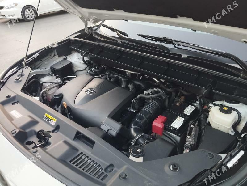 Toyota Highlander 2021 - 635 000 TMT - Ашхабад - img 7