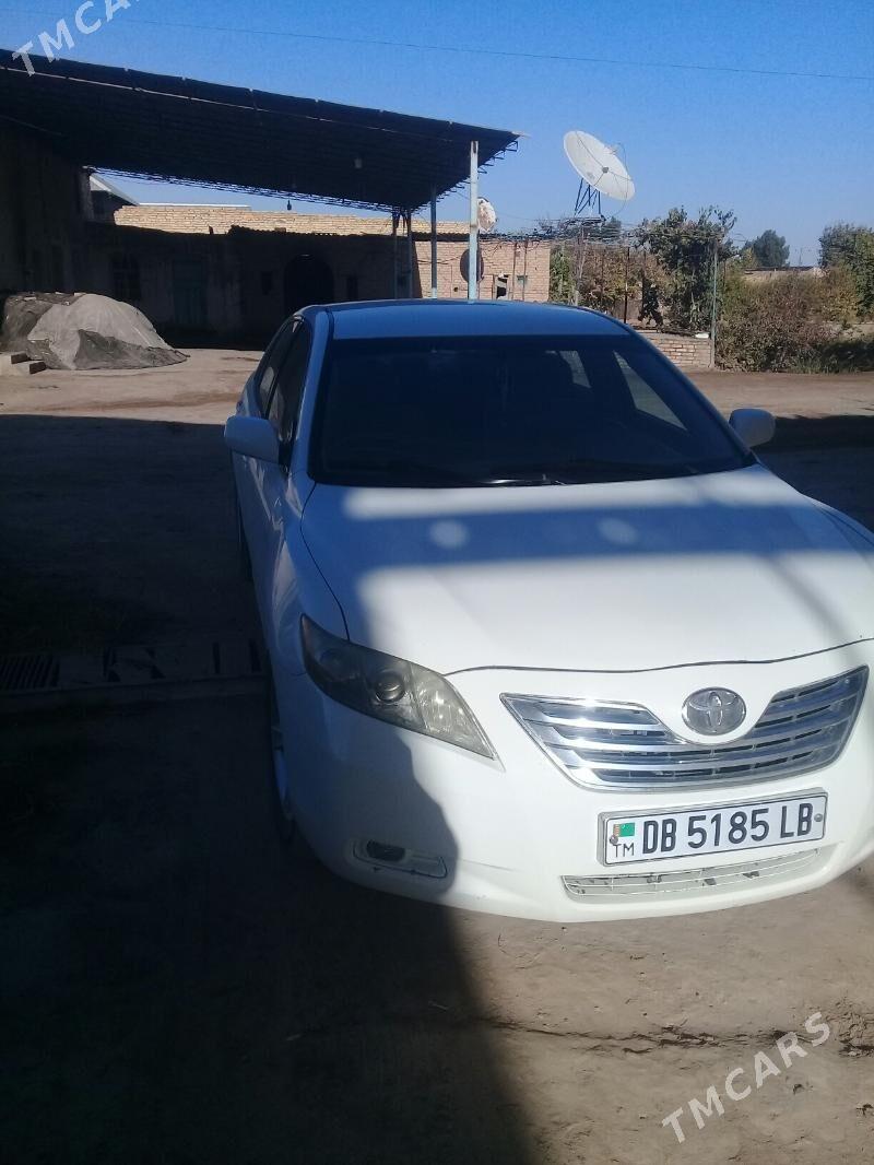 Toyota Camry 2006 - 130 000 TMT - Saýat - img 3