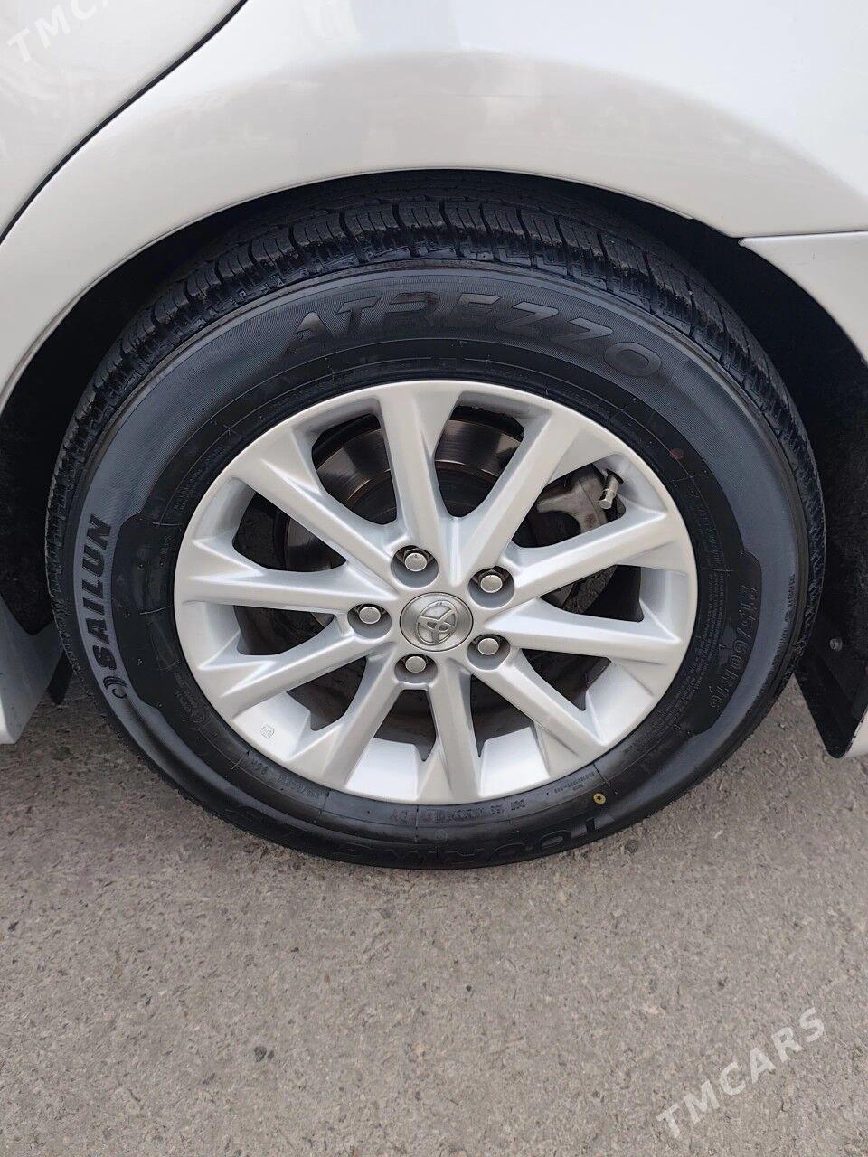 Toyota Camry 2012 - 230 000 TMT - Туркменбаши - img 6