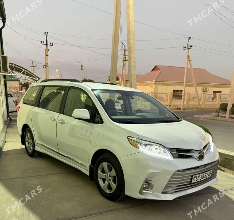 Toyota Sienna 2020 - 370 000 TMT - Aşgabat - img 3