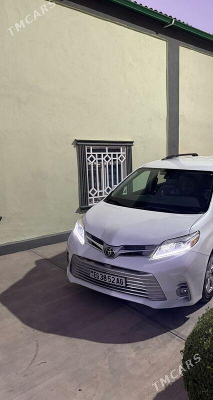 Toyota Sienna 2020 - 370 000 TMT - Aşgabat - img 1