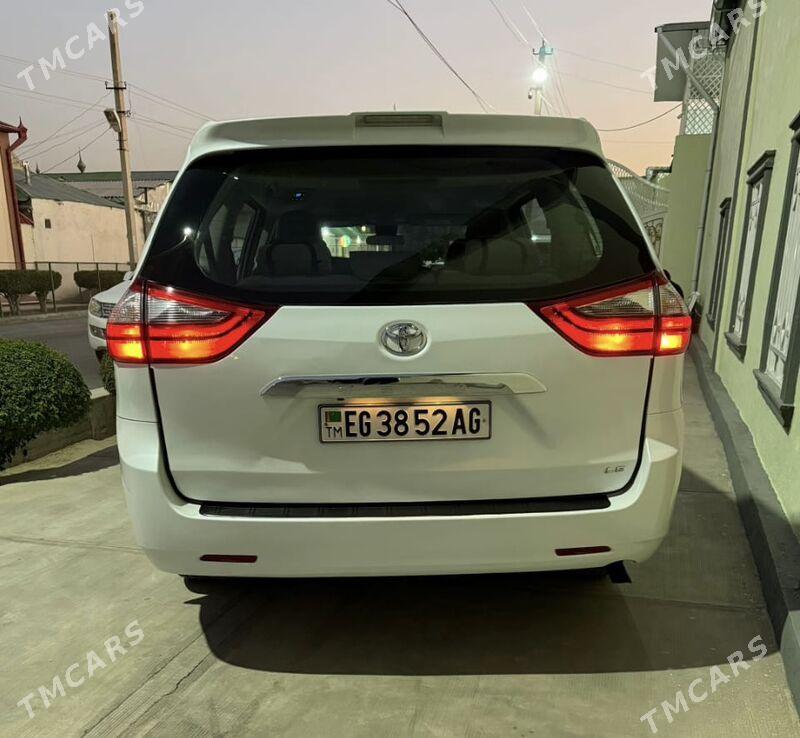 Toyota Sienna 2020 - 370 000 TMT - Aşgabat - img 4