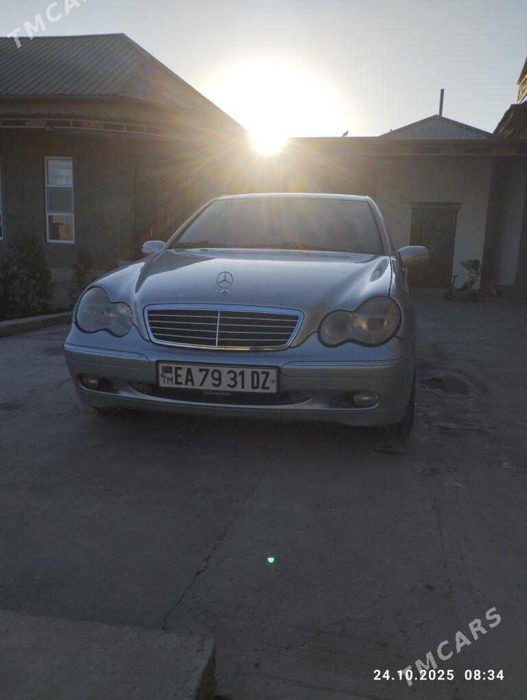 Mercedes-Benz C-Class 2003 - 125 000 TMT - Türkmenbaşy etr. - img 10