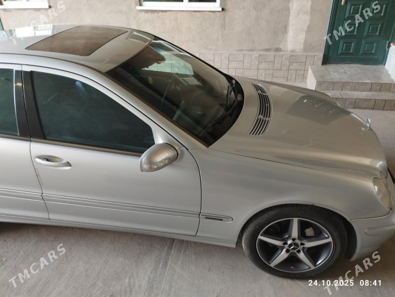 Mercedes-Benz C-Class 2003 - 125 000 TMT - Türkmenbaşy etr. - img 4