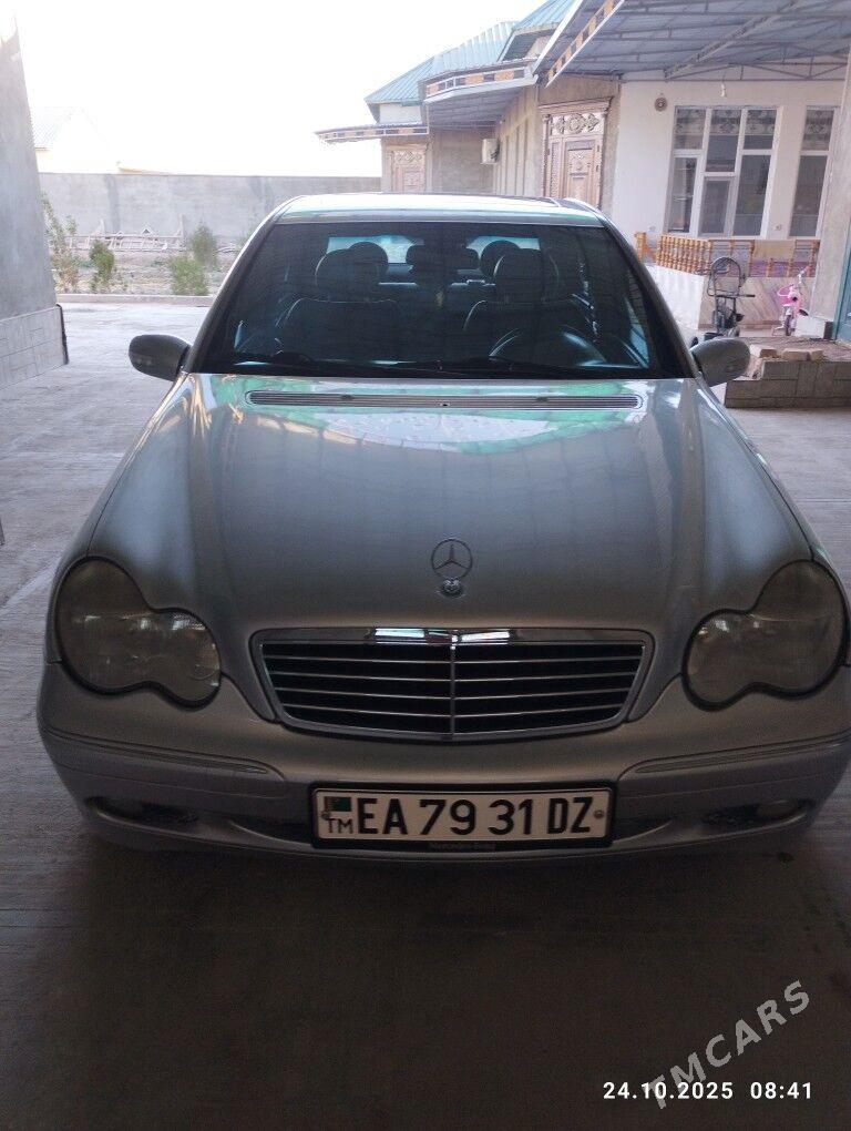 Mercedes-Benz C-Class 2003 - 125 000 TMT - Türkmenbaşy etr. - img 5