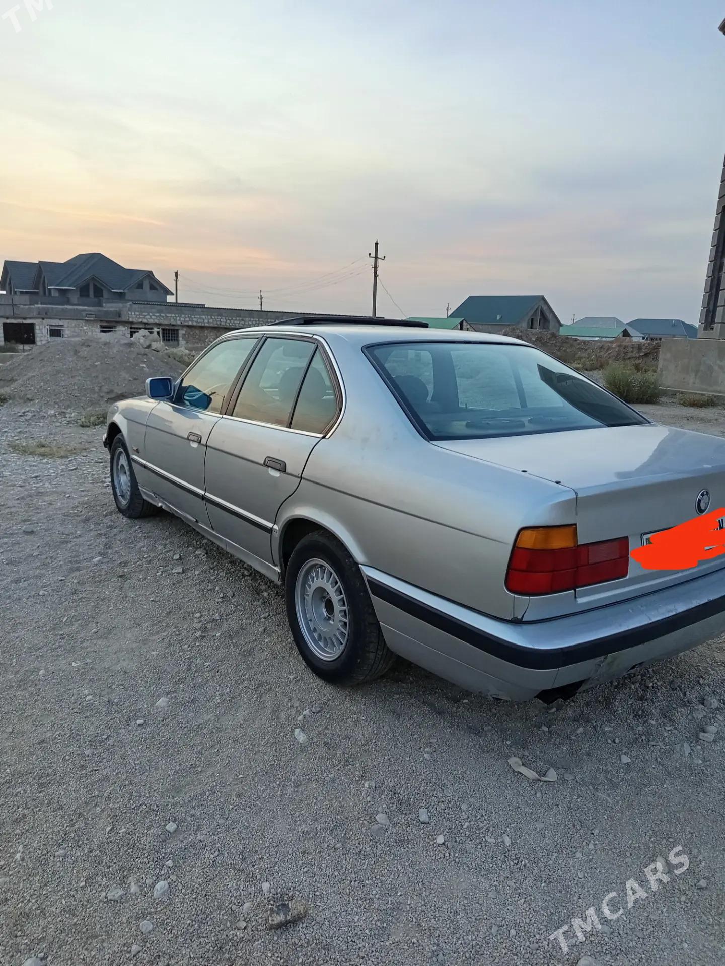 BMW 525 1991 - 30 000 TMT - Балканабат - img 1