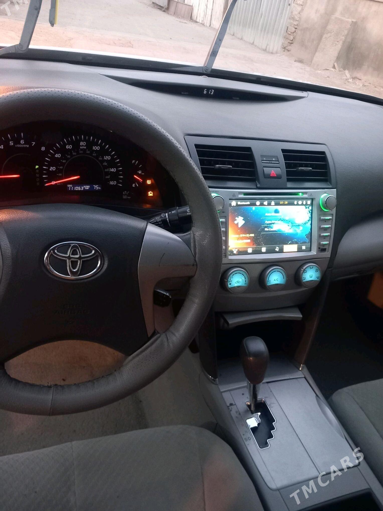 Toyota Camry 2007 - 185 000 TMT - Векильбазар - img 2