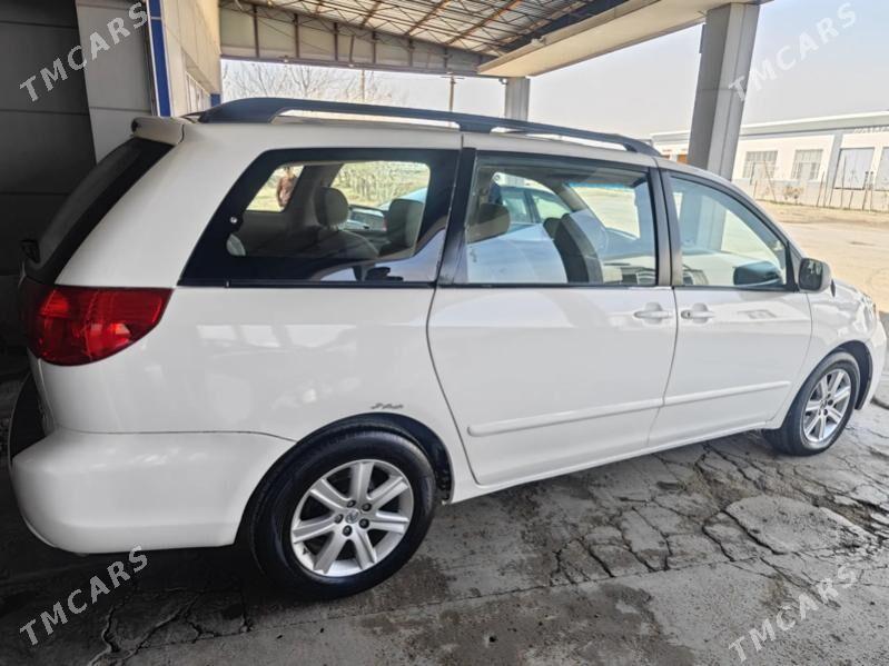 Toyota Sienna 2008 - 210 000 TMT - Мары - img 1