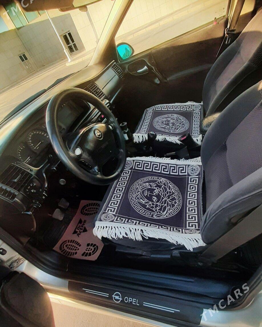 Opel Vectra 2001 - 70 000 TMT - Daşoguz - img 8