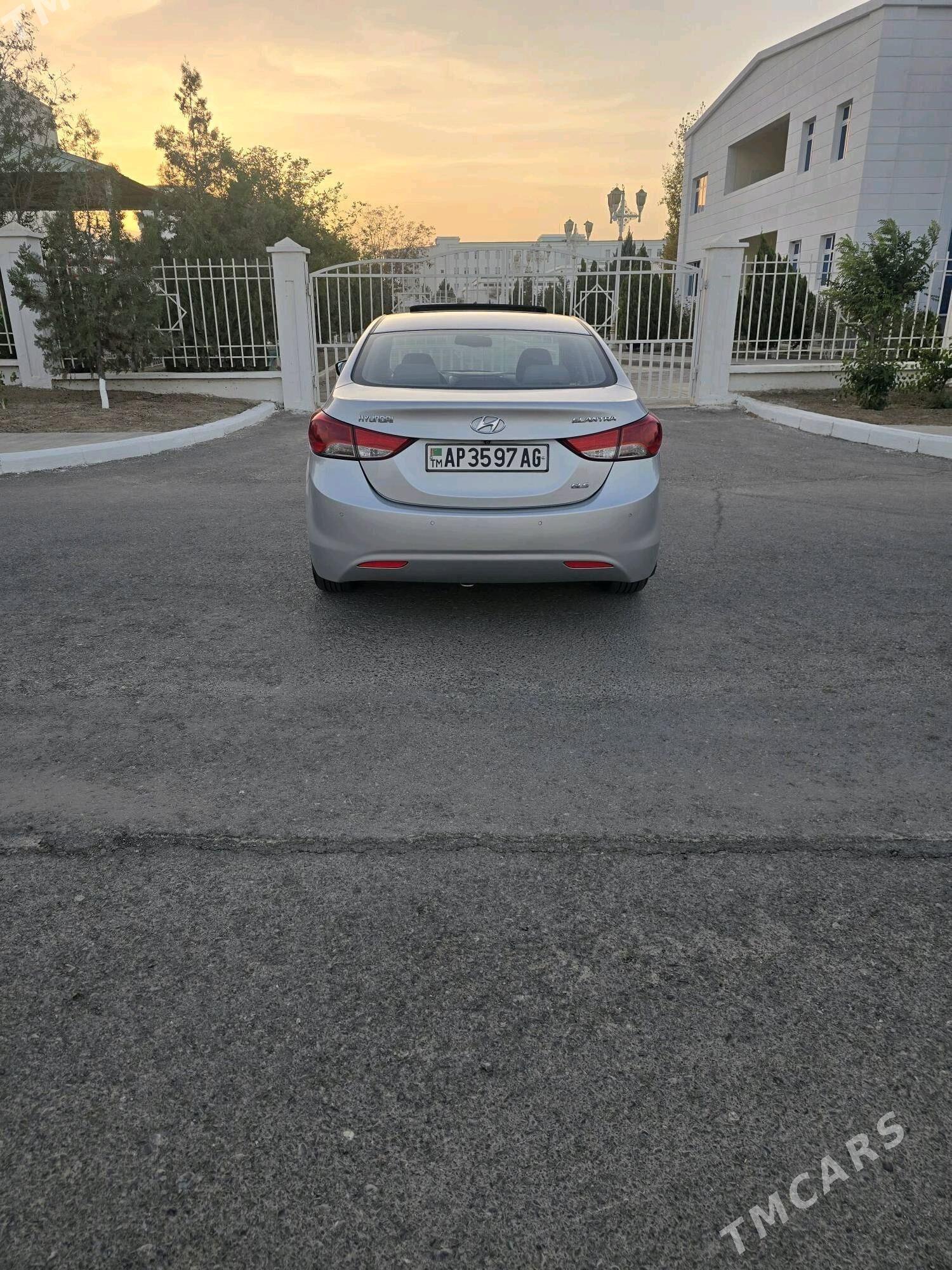 Hyundai Elantra 2012 - 180 000 TMT - Aşgabat - img 3