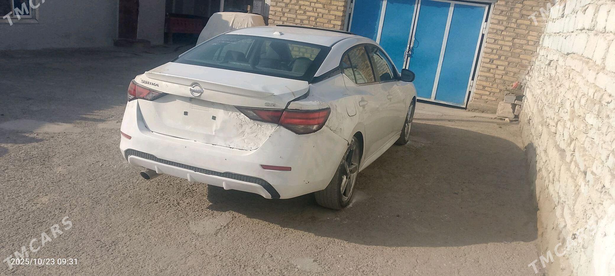 Nissan Sentra 2023 - 215 000 TMT - Теджен - img 7