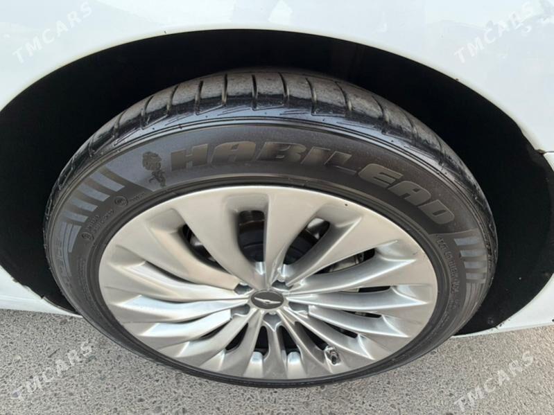 Genesis G90 2019 - 431 200 TMT - Mary - img 9