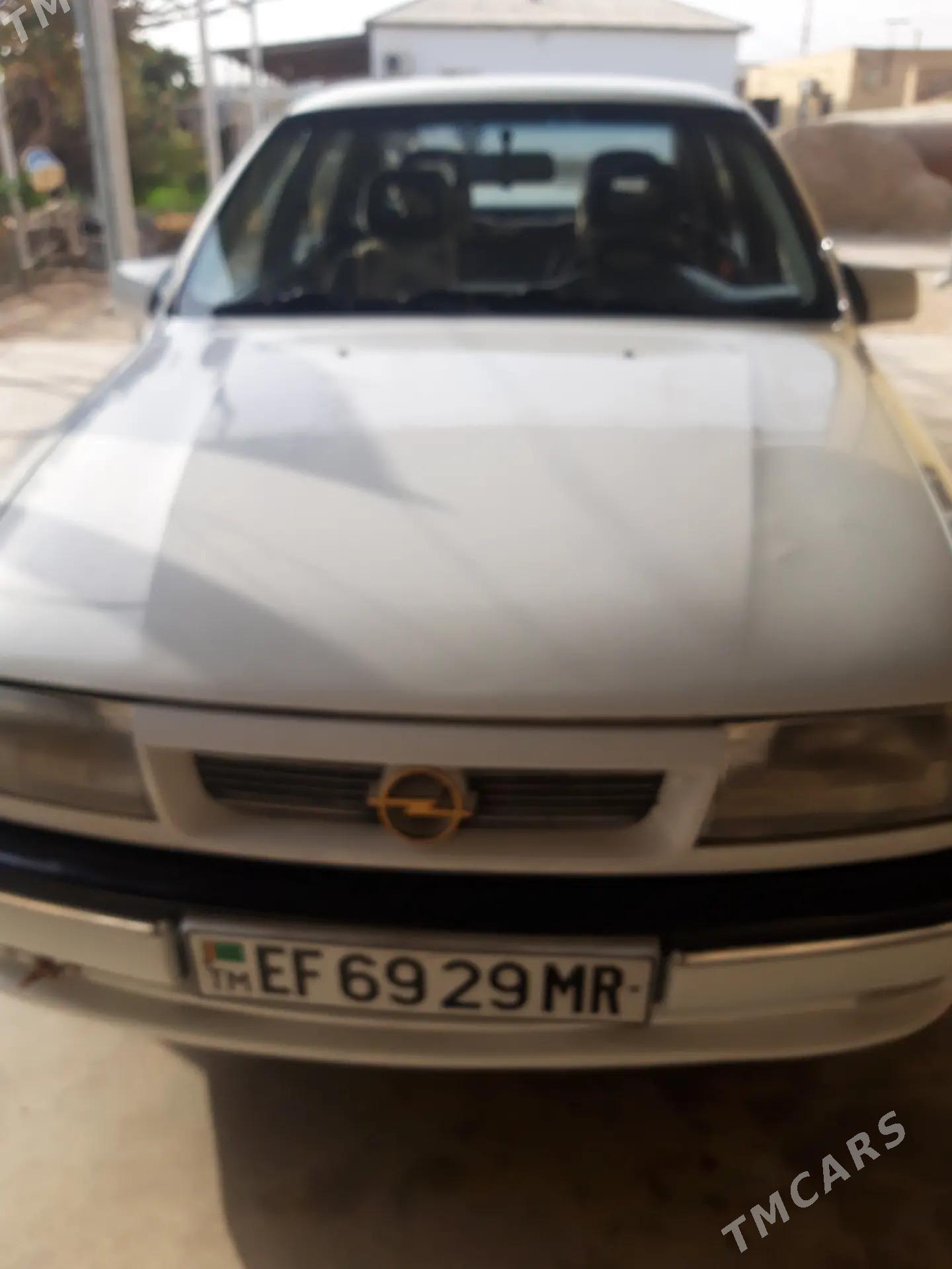 Opel Vectra 1993 - 50 000 TMT - Мары - img 1