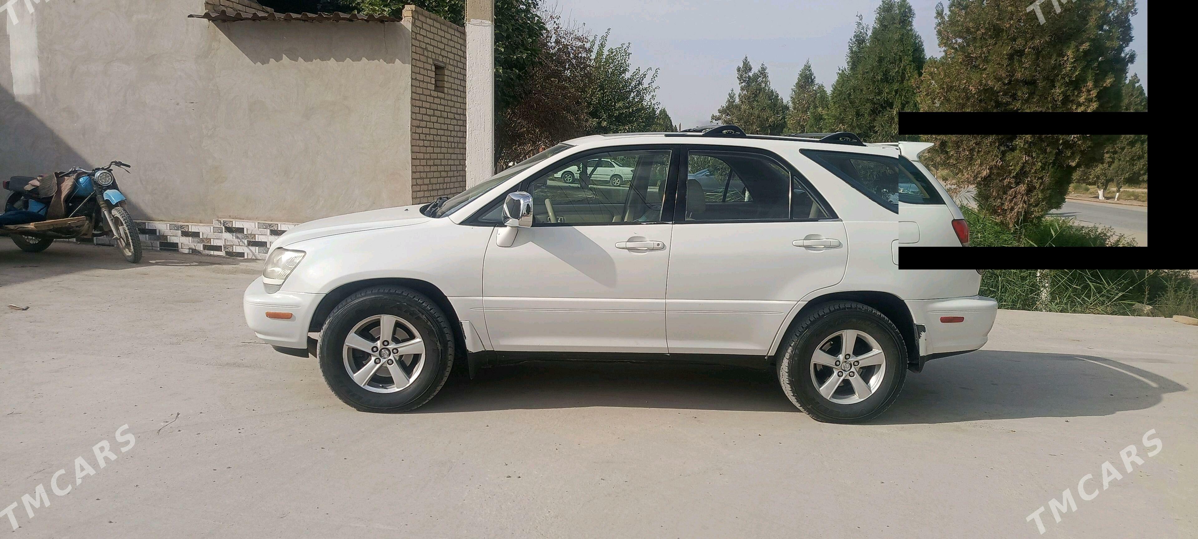 Lexus RX 300 2000 - 165 000 TMT - Халач - img 4