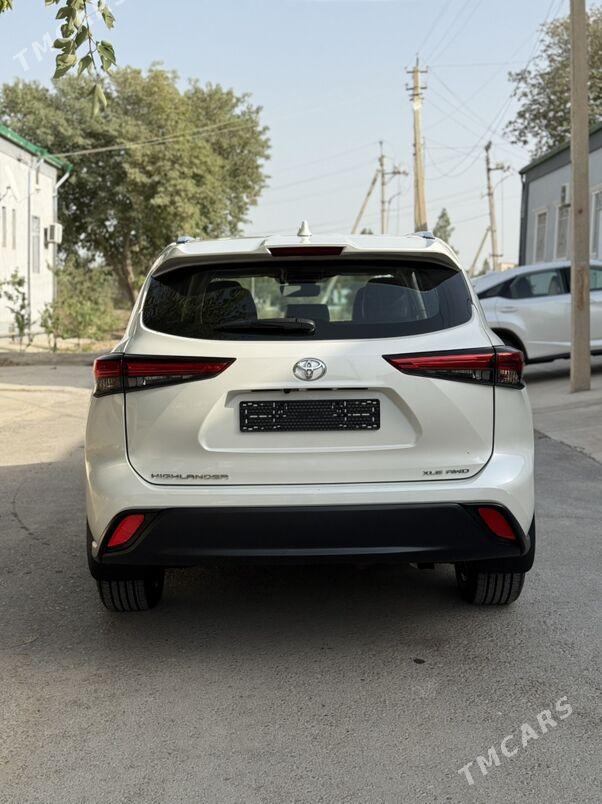 Toyota Highlander 2021 - 663 000 TMT - Ашхабад - img 1
