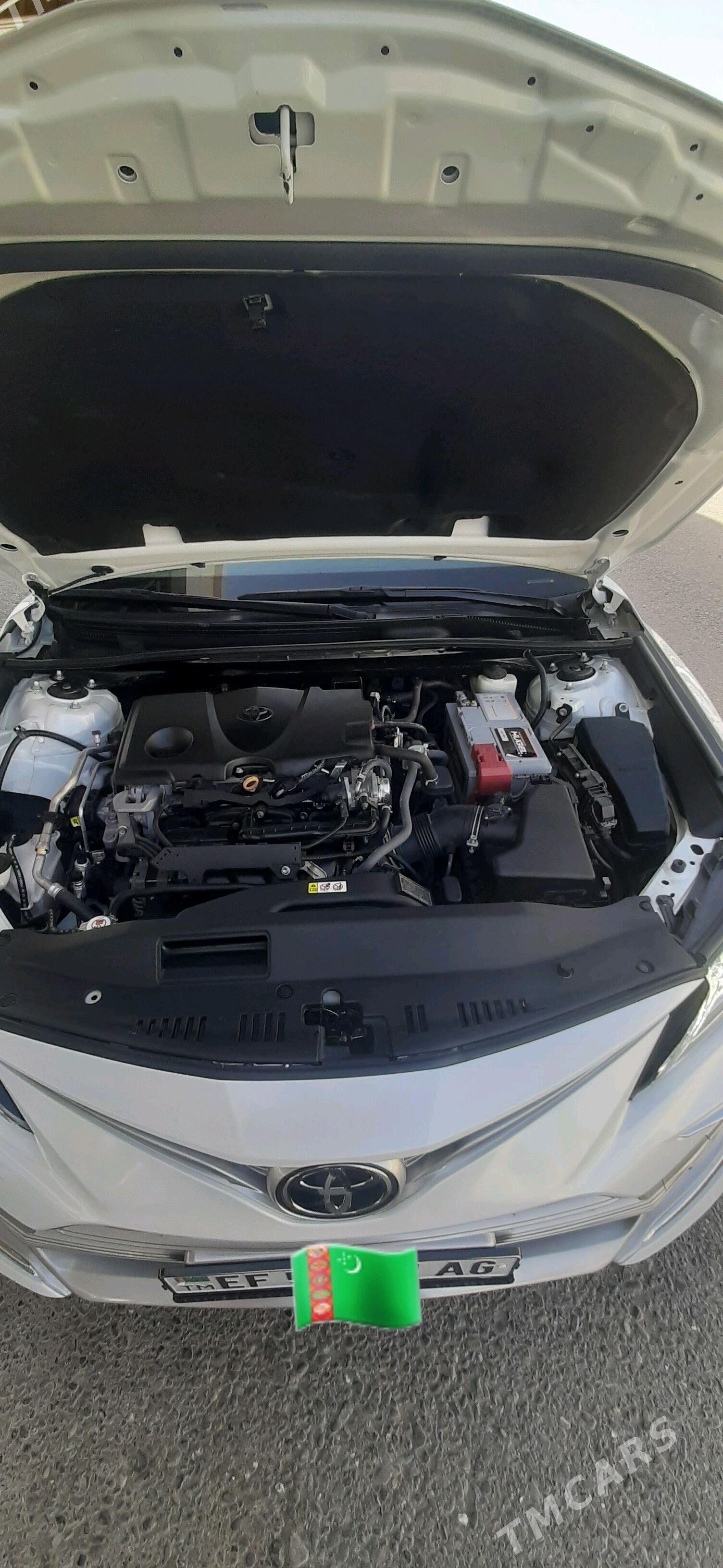 Toyota Camry 2022 - 425 000 TMT - Aşgabat - img 3
