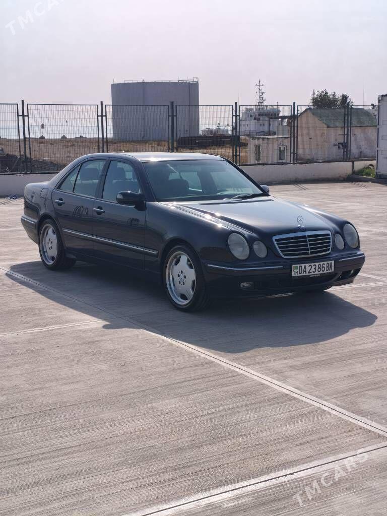 Mercedes-Benz E320 2000 - 125 000 TMT - Туркменбаши - img 3