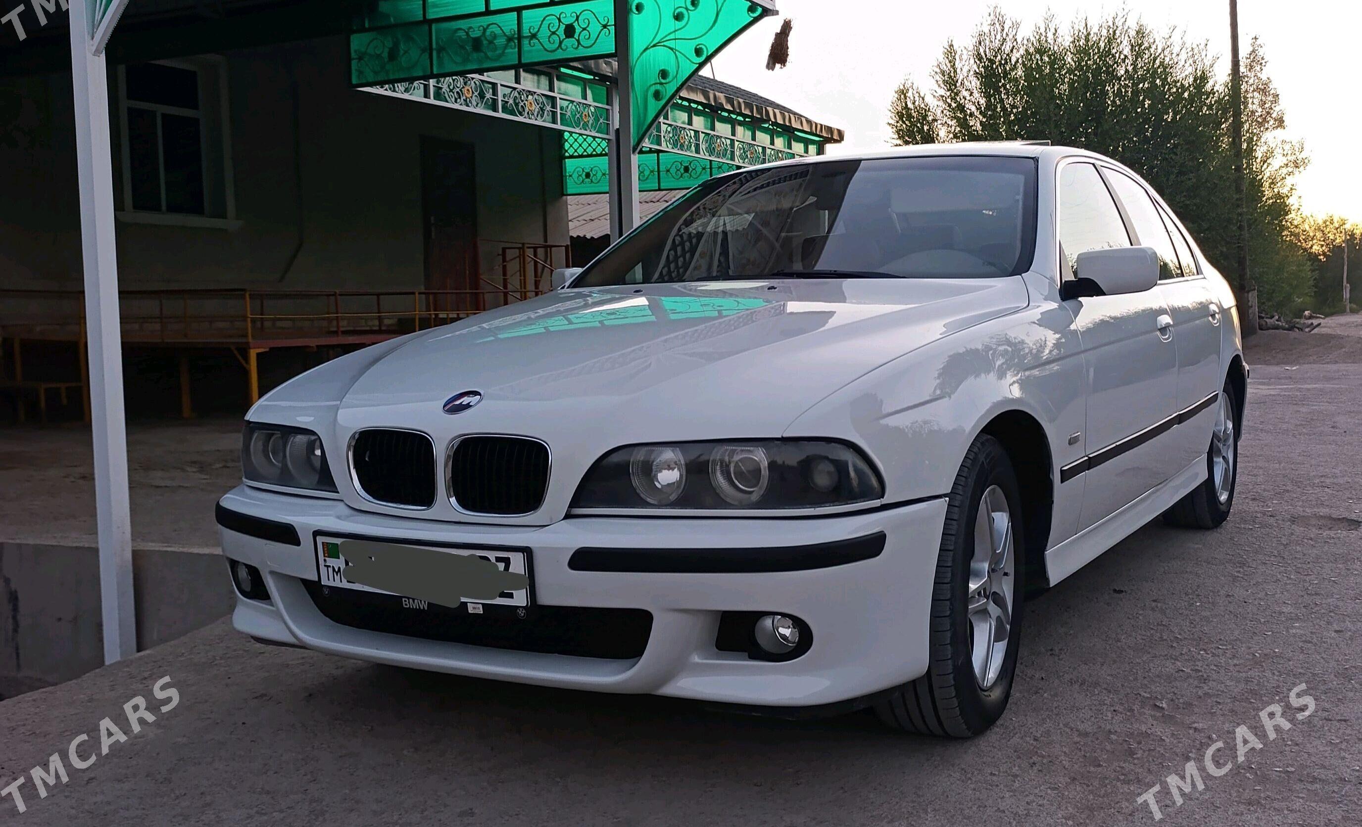 BMW 525 2002 - 105 000 TMT - Gubadag - img 1