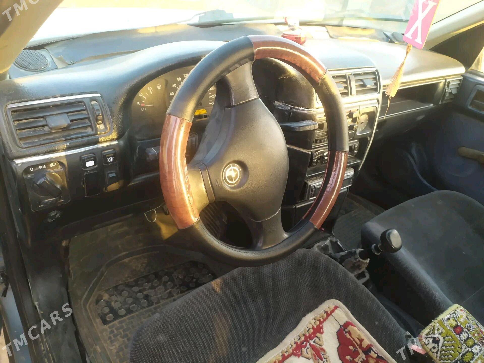 Opel Vectra 1991 - 28 000 TMT - Sakarçäge - img 2