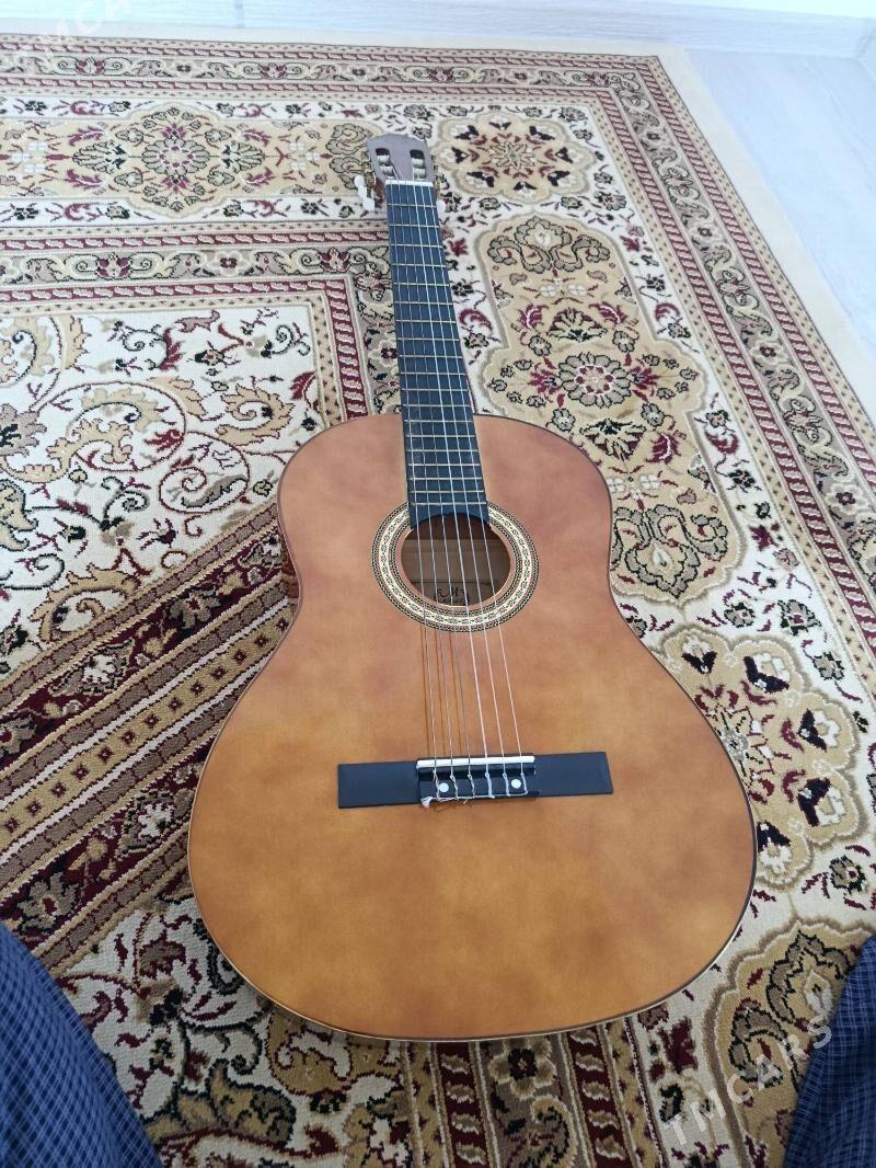 gitara - Гызыларбат - img 1