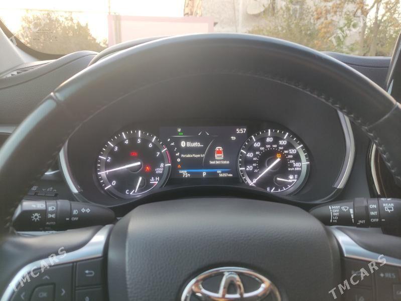 Toyota Highlander 2021 - 510 000 TMT - Мары - img 3
