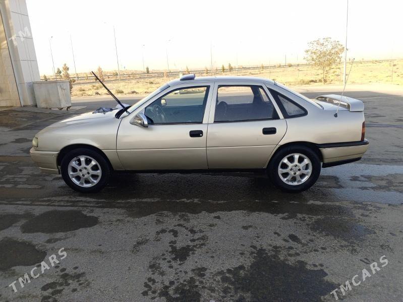 Opel Vectra 1992 - 35 000 TMT - Çoganly - img 3