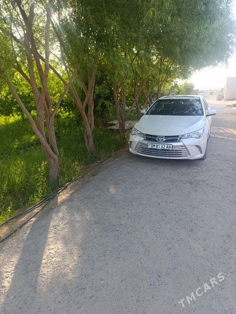 Toyota Camry 2017 - 280 000 TMT - Ak bugdaý etraby - img 5