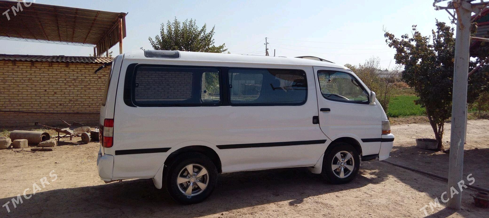 Toyota Hiace 1992 - 70 000 TMT - Мургап - img 1