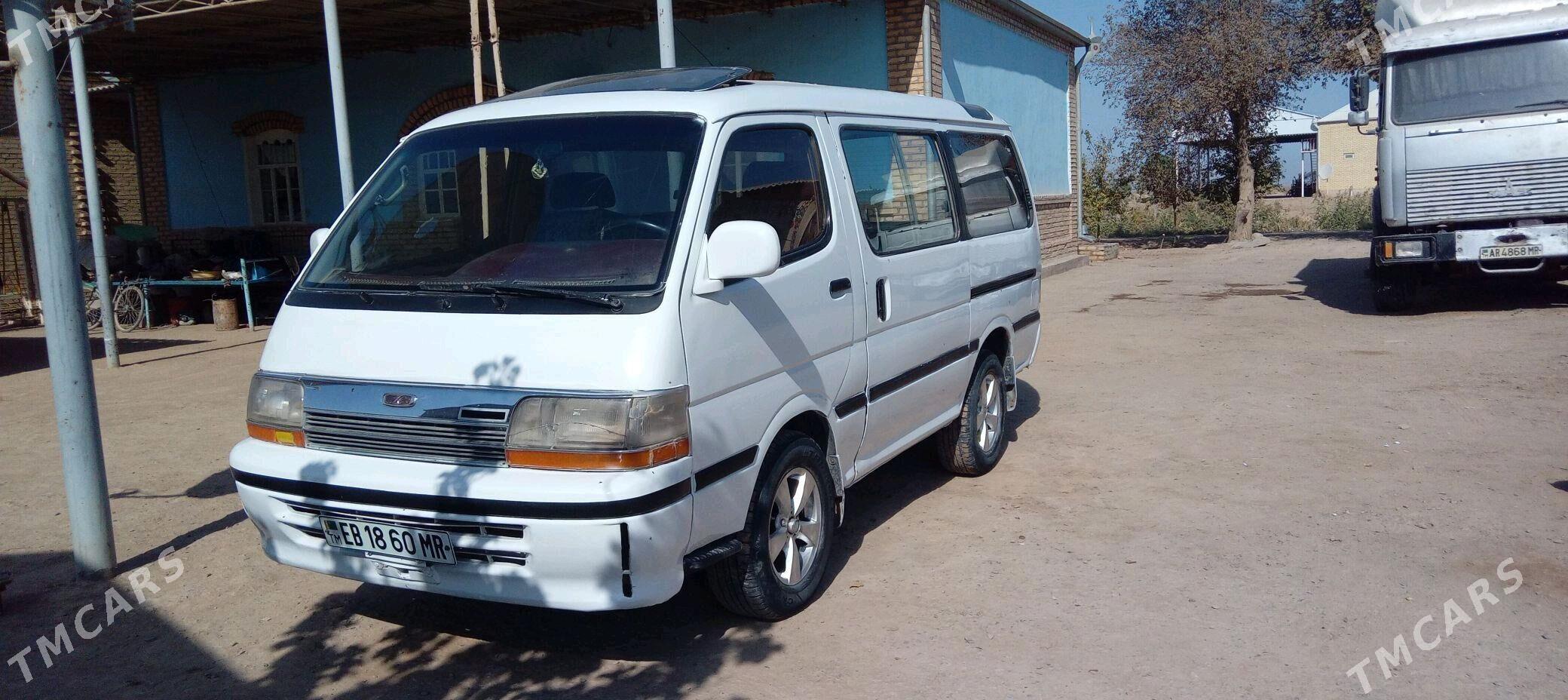 Toyota Hiace 1992 - 70 000 TMT - Мургап - img 4