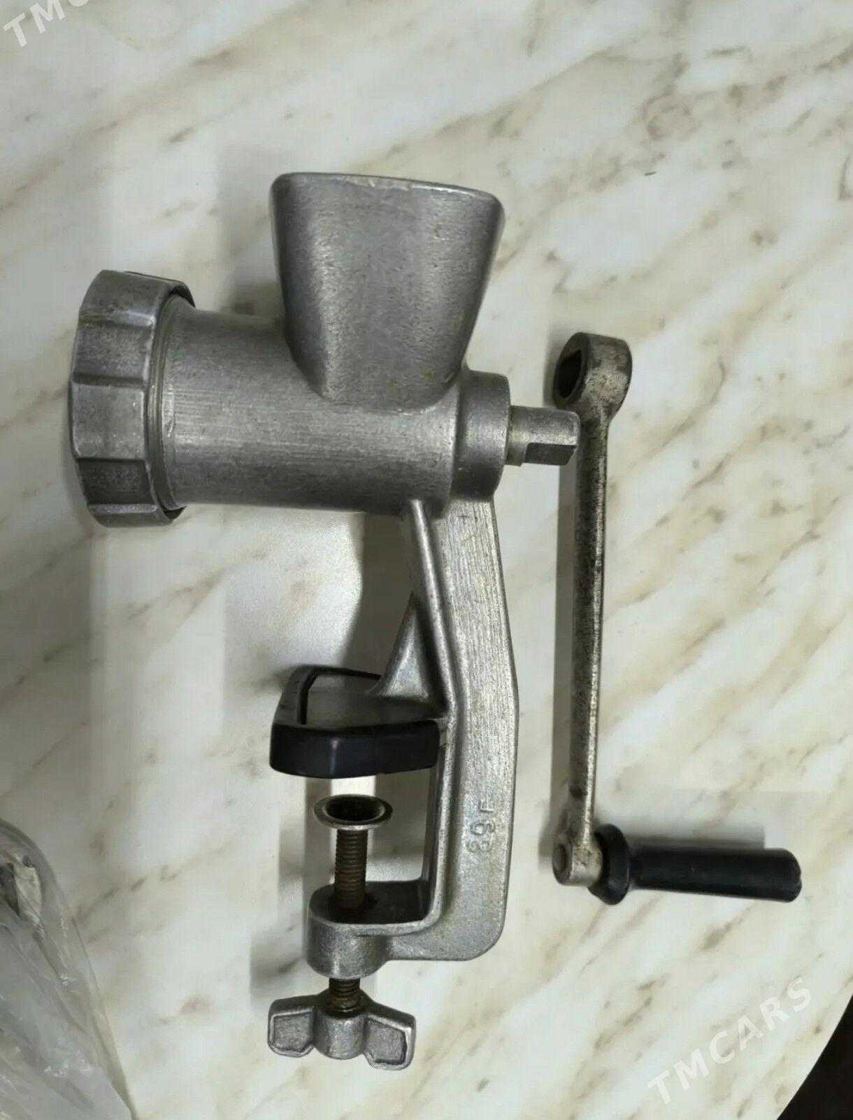 Мясорубка, утюг, шприц и  д.р. - Aşgabat - img 3