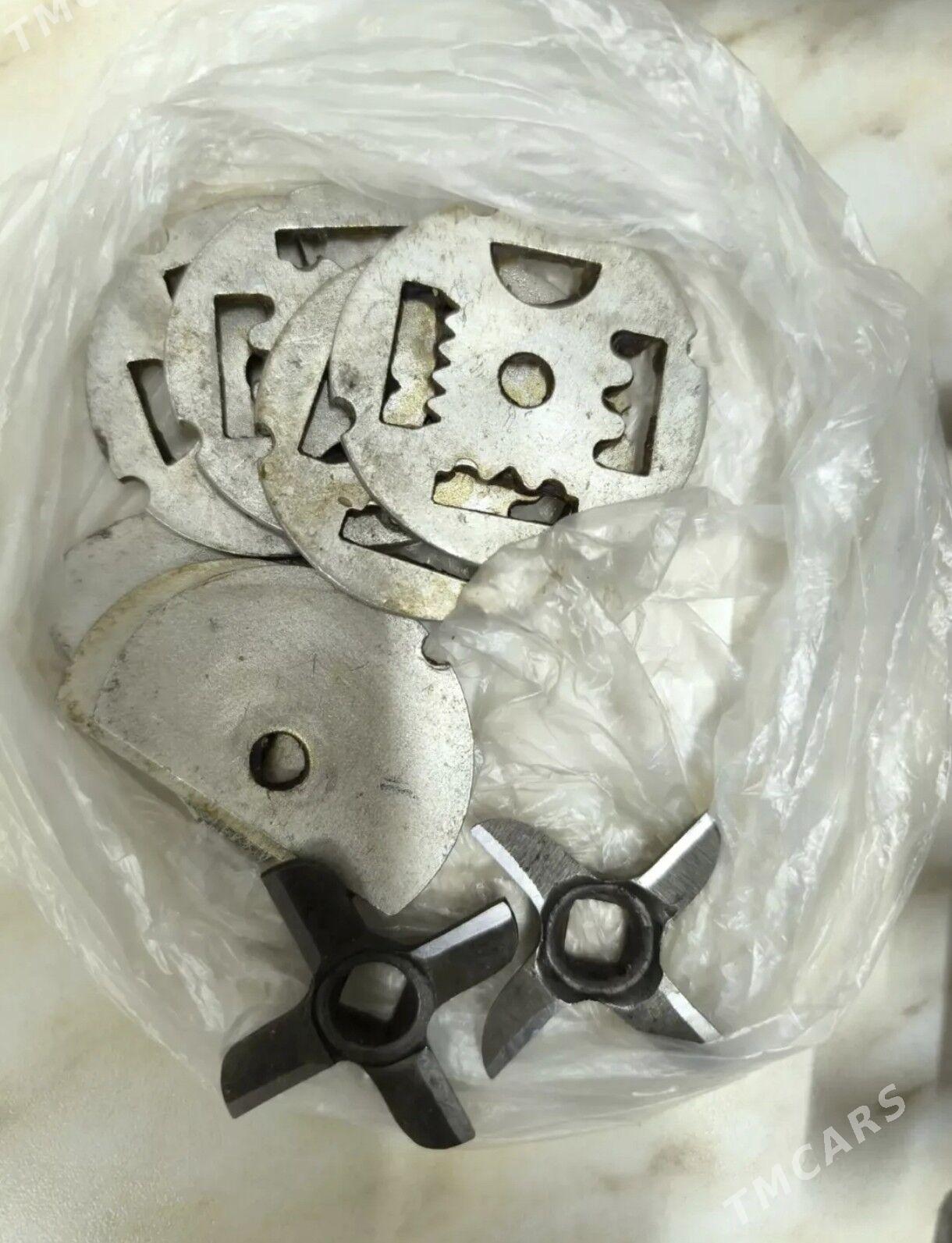 Мясорубка, утюг, шприц и  д.р. - Aşgabat - img 4