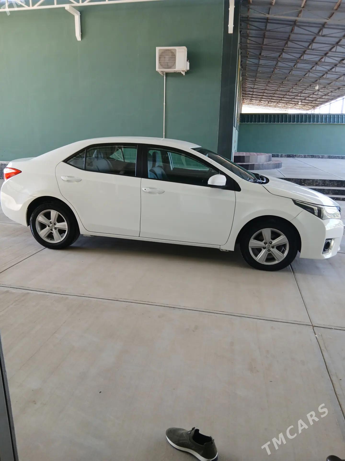 Toyota Corolla 2015 - 185 000 TMT - Gyzylarbat - img 2