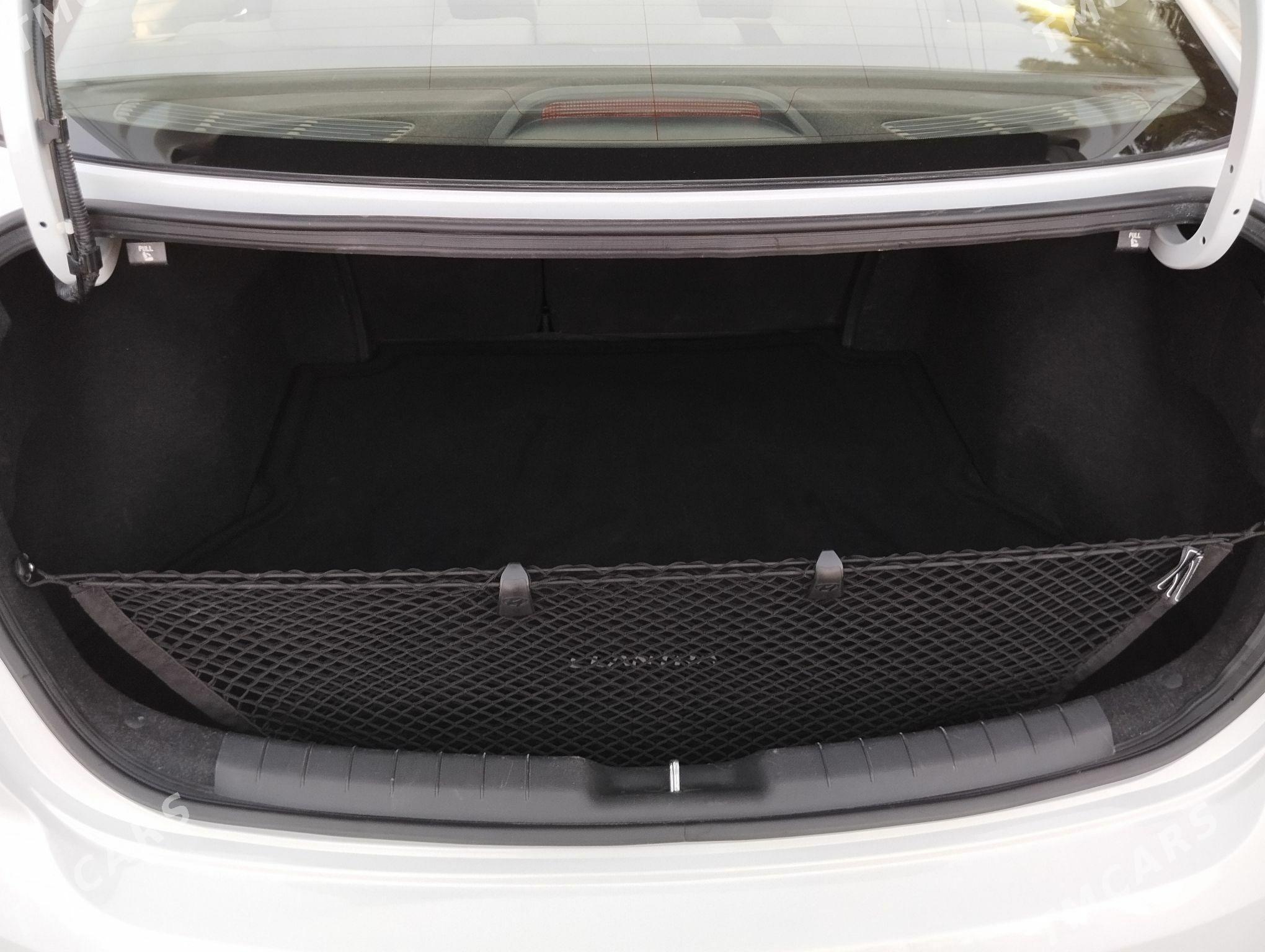 Hyundai Elantra 2020 - 245 000 TMT - Ашхабад - img 4