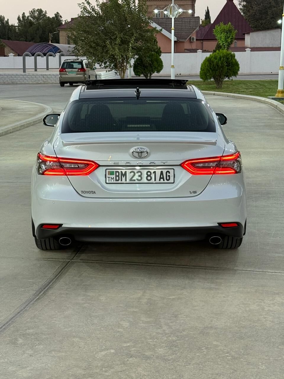 Toyota Camry 2022 - 635 000 TMT - Ашхабад - img 6