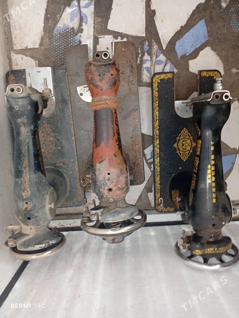 tikin maşşyn kone bar - Balkanabat - img 1