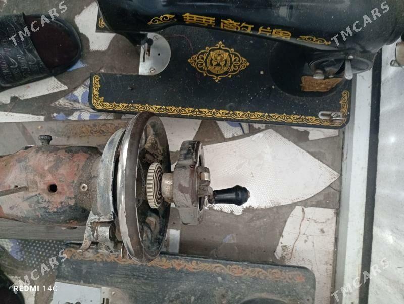 tikin maşşyn kone bar - Balkanabat - img 2