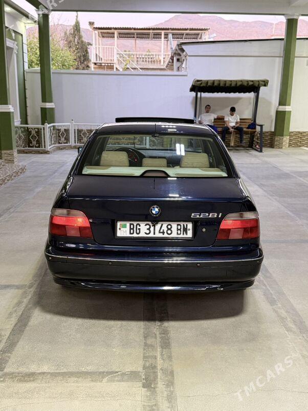 BMW E39 1999 - 100 000 TMT - Балканабат - img 3