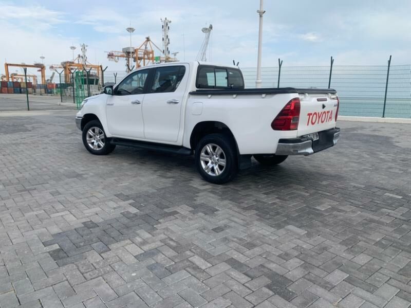 Toyota Hilux 2017 - 454 000 TMT - Туркменбаши - img 8