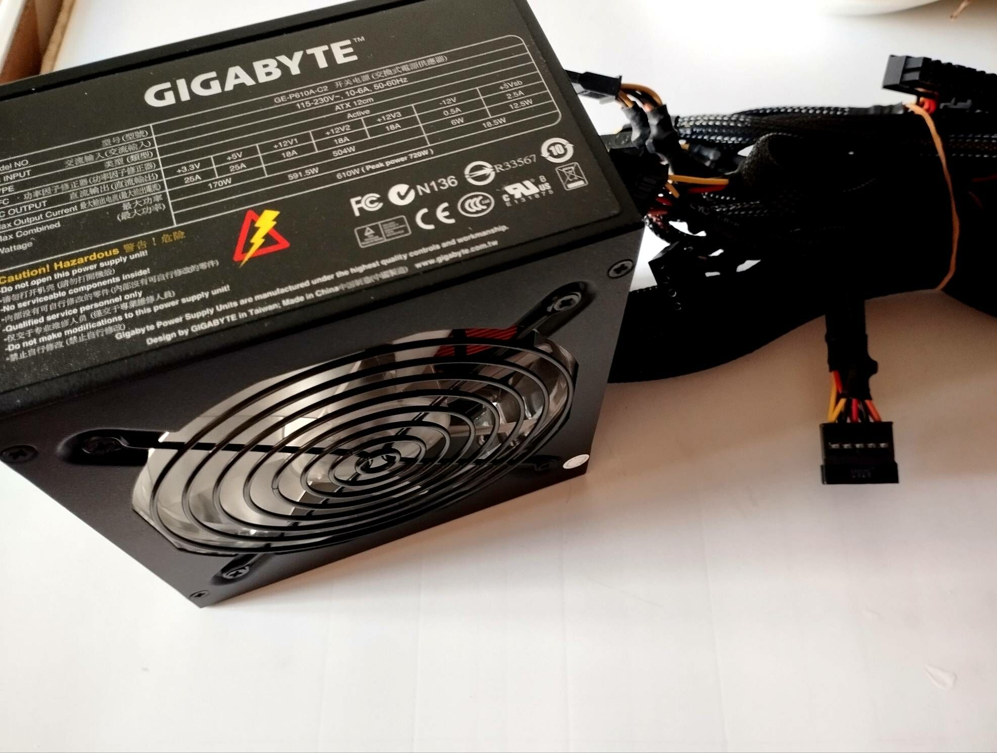 Блок питания 600 ватGigabyte - Türkmenabat - img 2